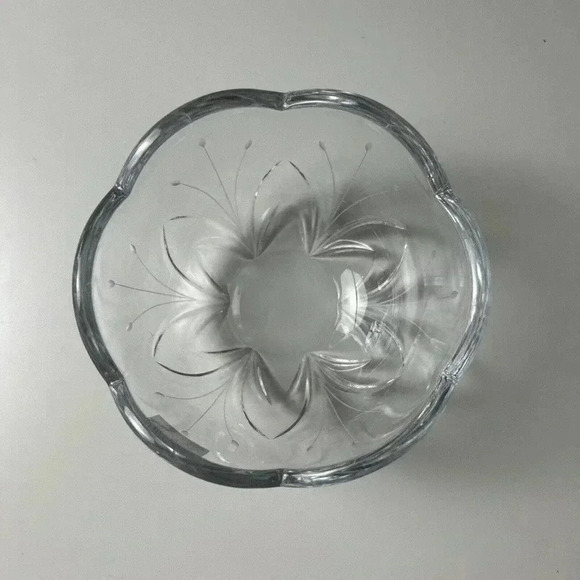 Vintage Mikasa Lead Glass Candy Dish ~ Bowl w/ Etched Leaves & Scalloped Edge - Picture 2 of 6